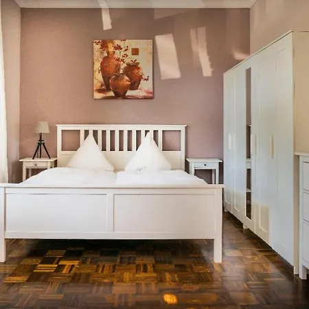 Townhouse Berlin-weissensee - Rueckzugsort Fuer Inspiration Und Entspannung *