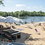 Townhouse Berlin-weissensee - Rueckzugsort Fuer Inspiration Und Entspannung * Berlim