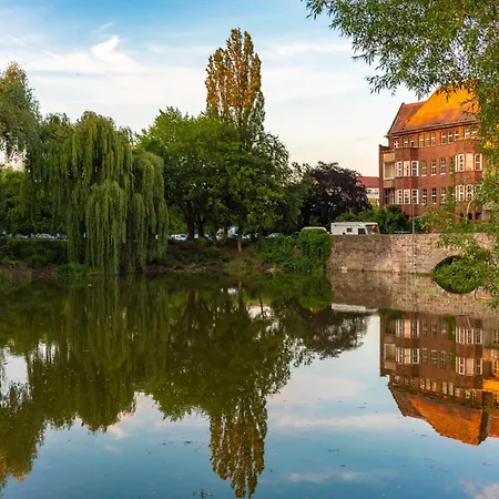 Townhouse Berlin-weissensee - Rueckzugsort Fuer Inspiration Und Entspannung Apartman