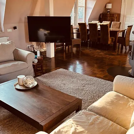 Townhouse Berlin-weissensee - Rueckzugsort Fuer Inspiration Und Entspannung Appartement