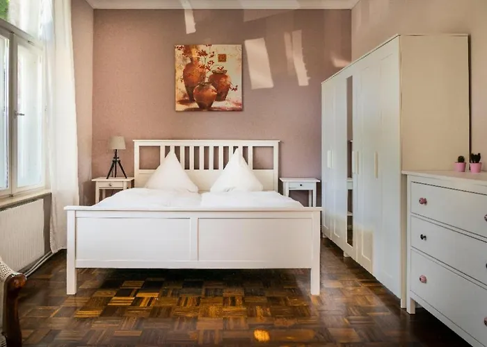 Townhouse Berlin-weissensee - Rueckzugsort Fuer Inspiration Und Entspannung *